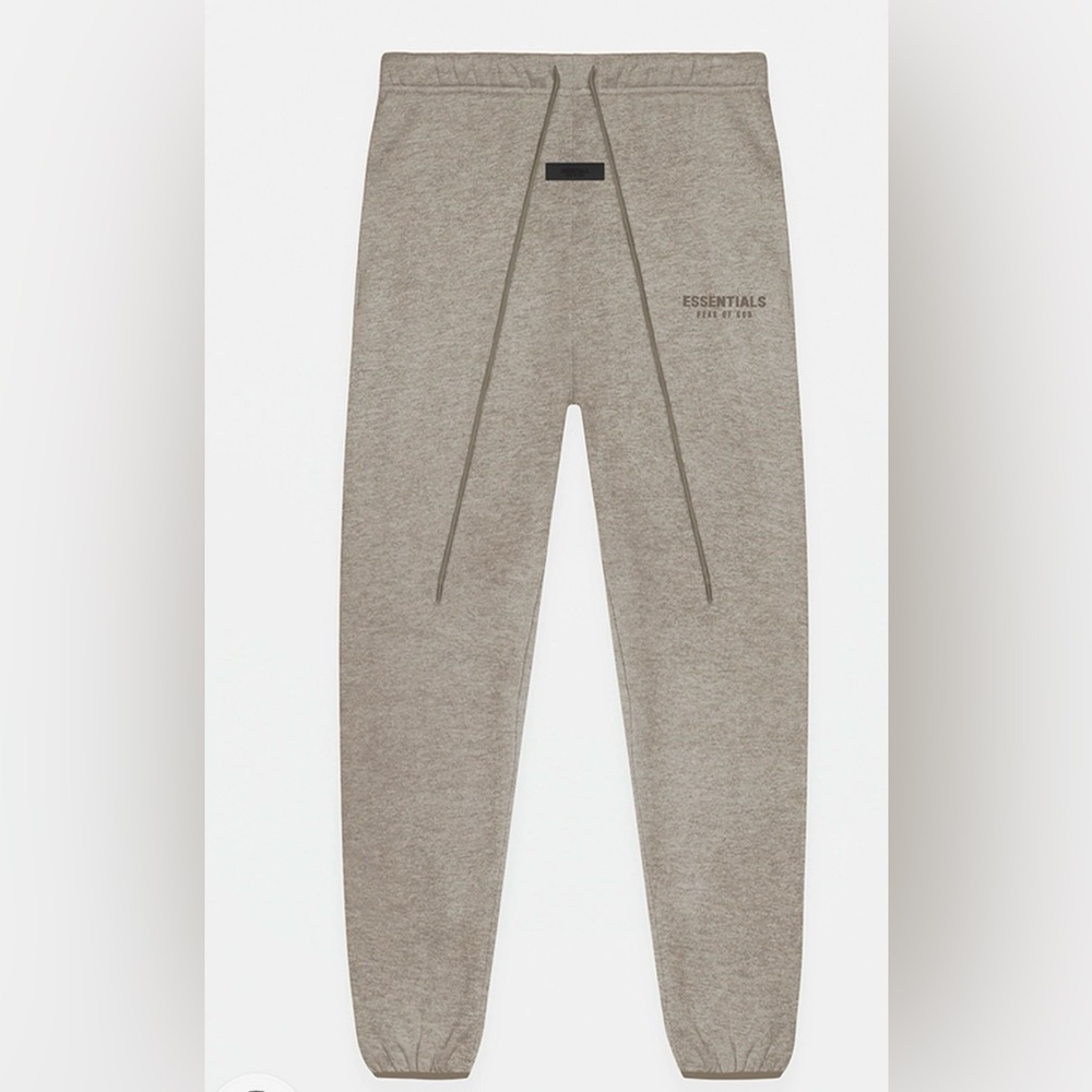 ESSENTIALS FOG